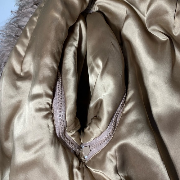 Curly Yak Fur Vest or Jacket Removable Sleeves Size Medium - Picture 6 of 7